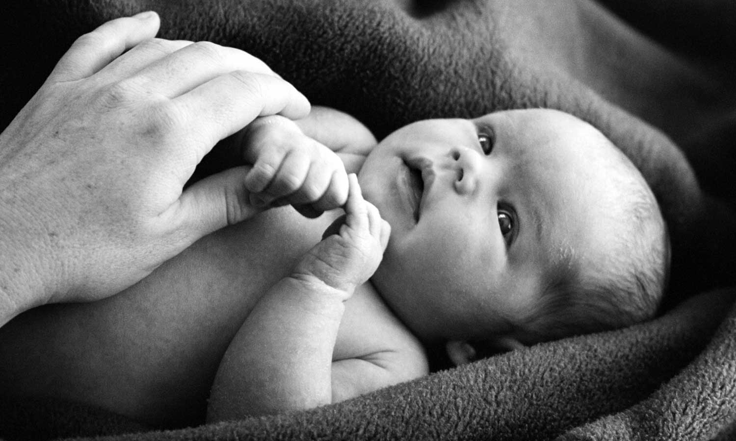 Liar Rose the first week following birth