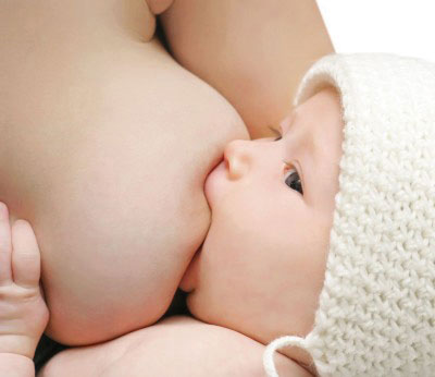 Tips for Breastfeeding with Larger Breasts