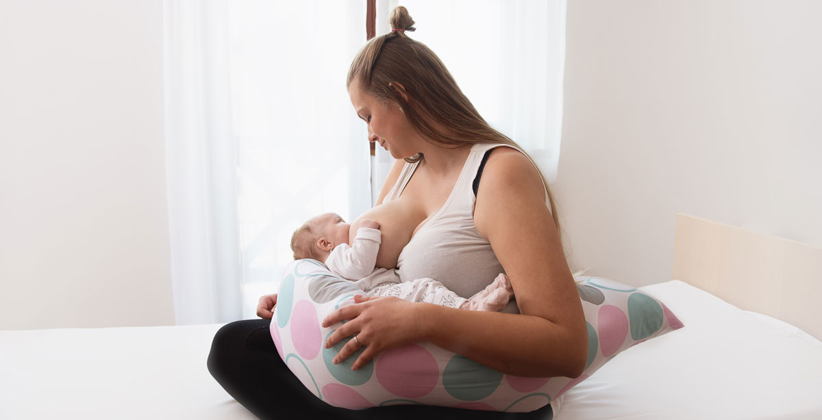 Breastfeeding with Large Breasts – Pregnancy Birth and Beyond