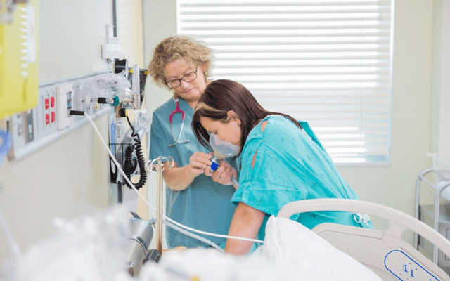 Nitrous oxide for pain relief in labour