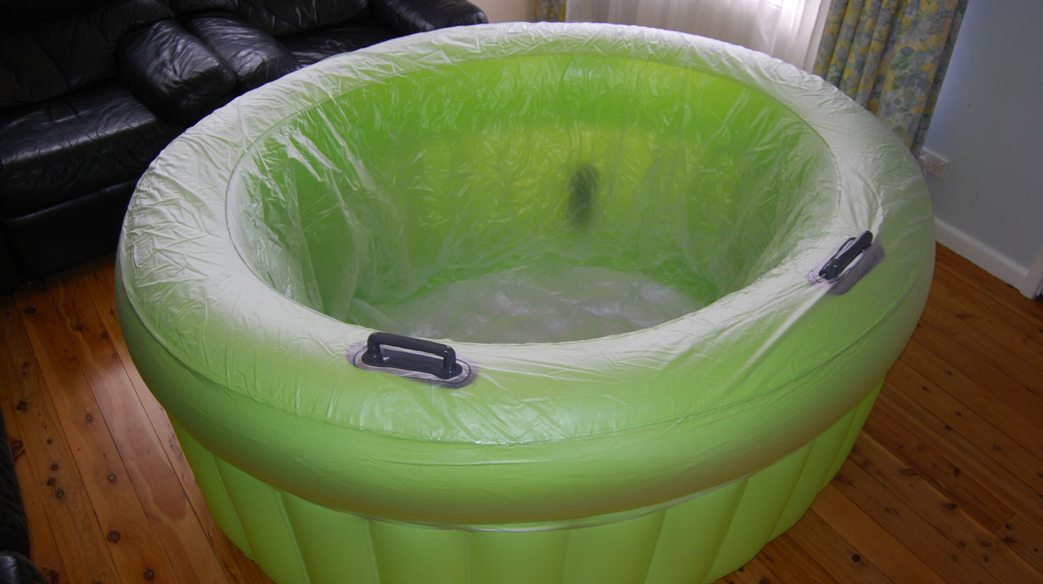 Fitting a birth pool liner