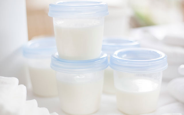 Expressing breastmilk