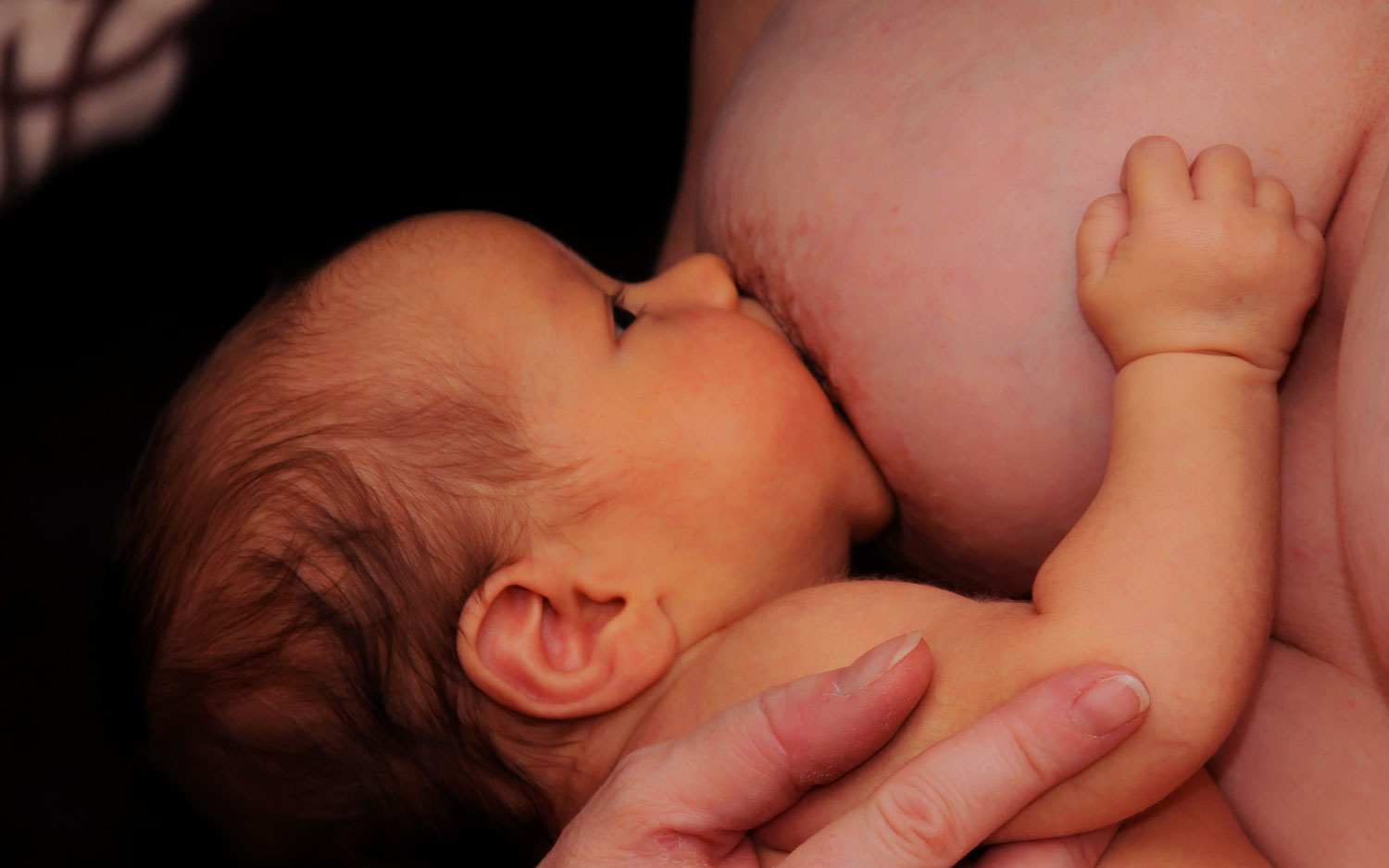 10 Ways to Relieve Breast Engorgement – Pregnancy Birth and Beyond