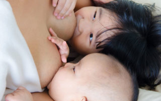 Tandem breastfeeding