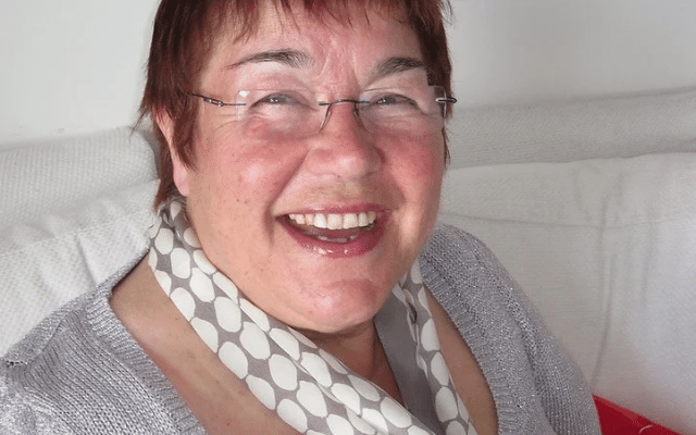Ask the Expert – Caroline Flint, experienced midwife and author